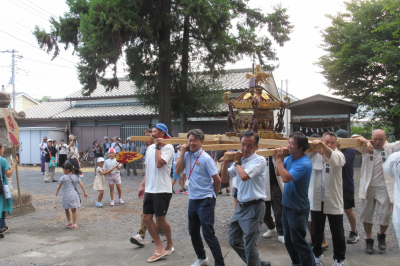 高坂神社夏祭りの画像です。