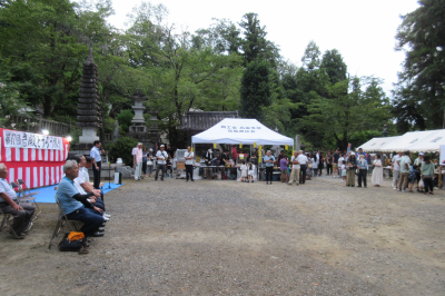  第17回岩殿とうろう祭りの画像です。