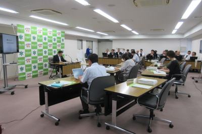 定例記者会見の画像です。
