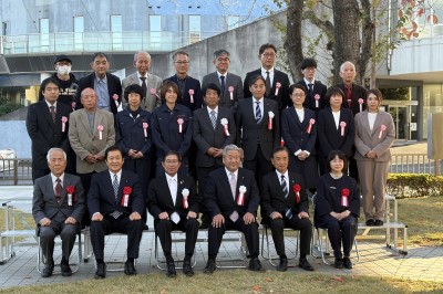 第63回優良従業員表彰式の画像です。