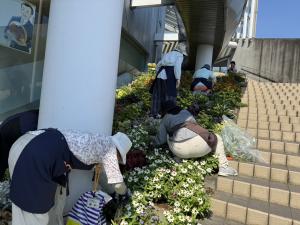 総合会館外階段1