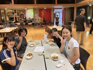夕食の様子2