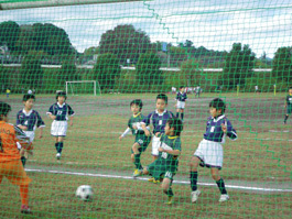 東松島市のサッカー少年団との交流試合の写真3