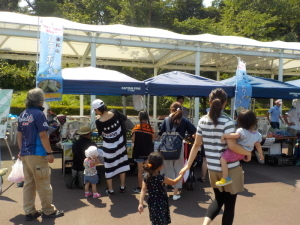 こども動物自然公園で開催したマルシェの様子