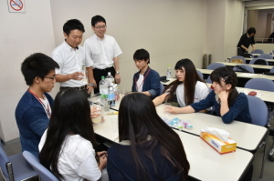 会議の様子。グループによって様々な意見がでた