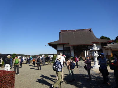 野本緑陰史跡巡り(萬松寺)