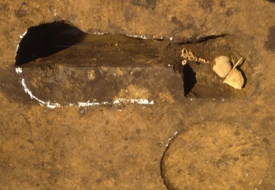古凍古墳群内土壙出土鉄製壺鐙及び馬具の画像2