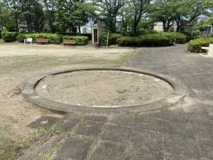 ゆすらうめ公園の砂場