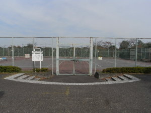 千年谷公園テニスコート