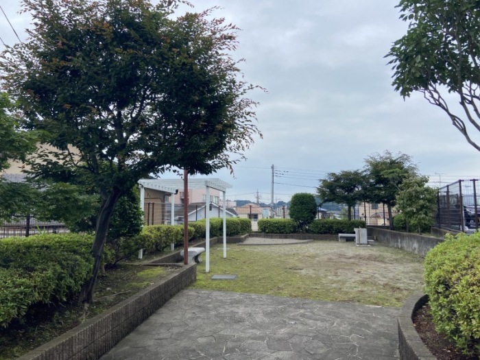 神明町一丁目第1街区公園の全景