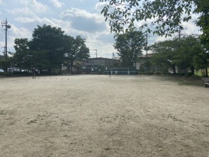 諏訪公園の広場