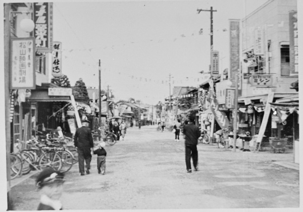 1954年、東松山市街の様子の写真