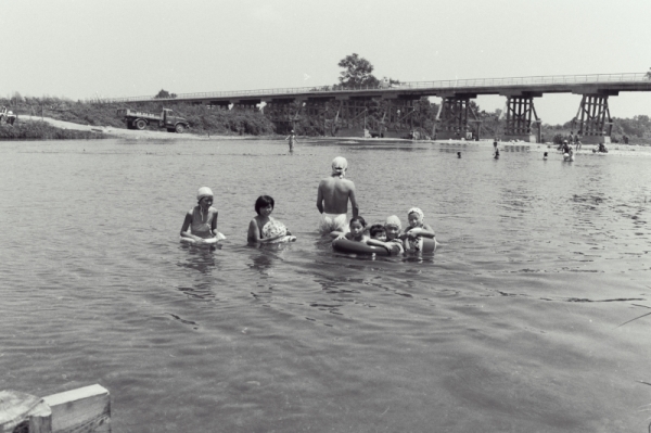 1961年の唐子橋下流付近の写真
