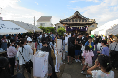 毛塚灯籠祭りの画像です。