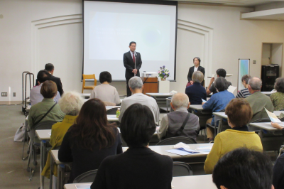 彫刻家高田博厚展2023特別講演会の画像です。