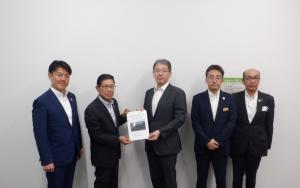 財務省（菅野裕人 主計官）