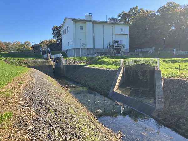 市野川雨水ポンプ場外観