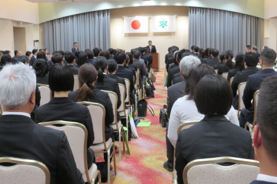  令和7年度東松山市立小・中学校教職員辞令伝達式の画像です。
