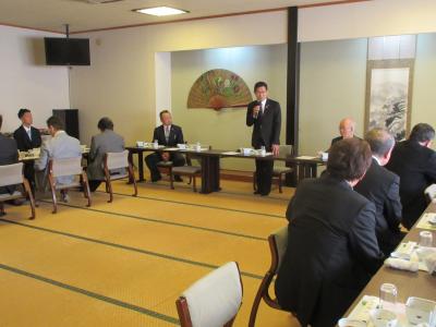  公益社団法人埼玉県柔道整復師会東松山支部懇親会の画像です。
