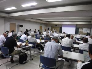 説明会の様子（松山市民活動センター）